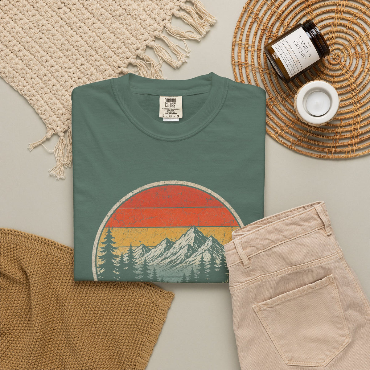 Trails & Tails Tee — Vintage Outdoor Dog Hiking T‑Shirt
